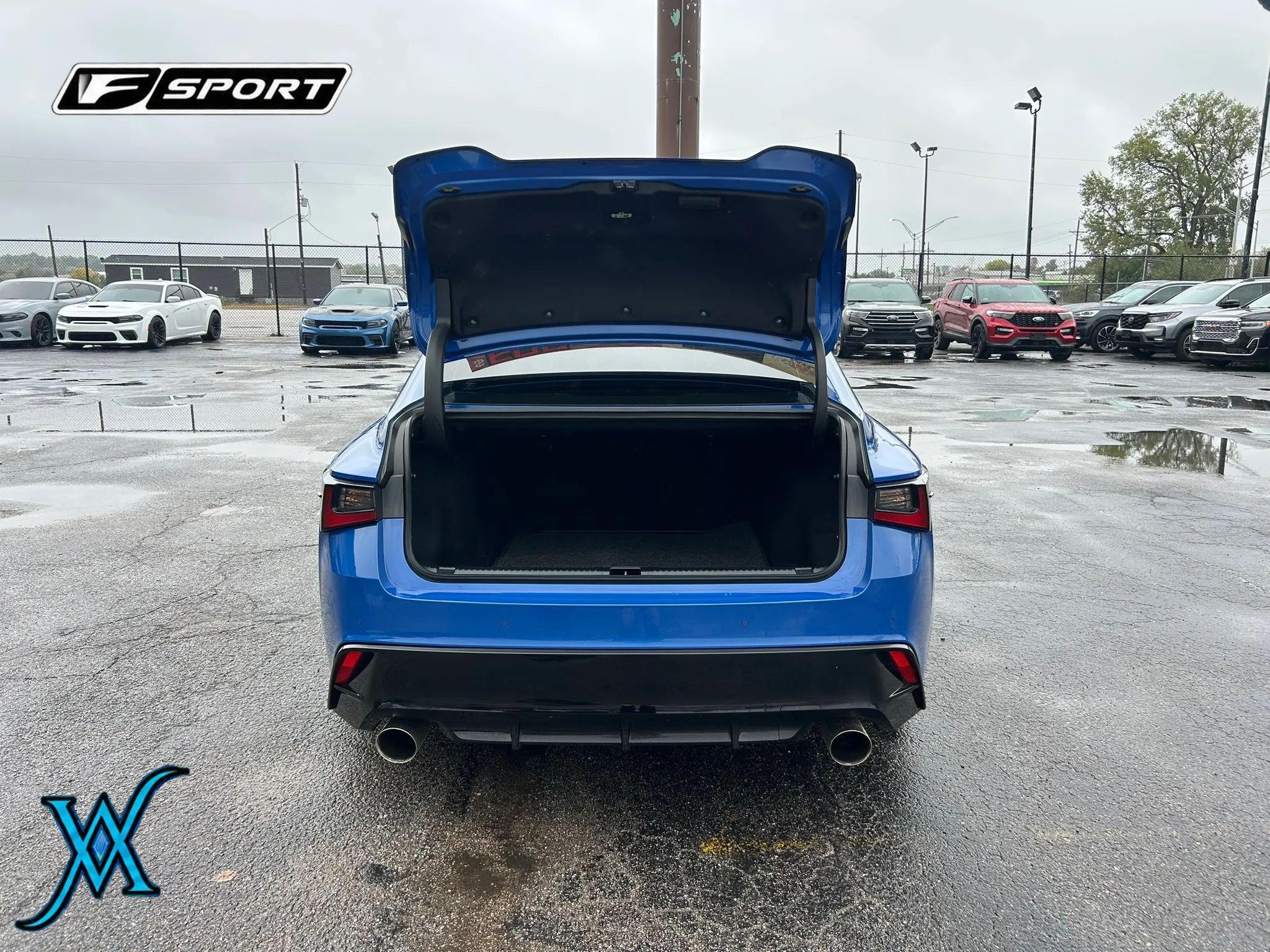 Used 2023 Lexus IS 350 F Sport w/ Memory Package AWD/4WD image 18