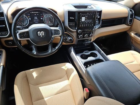 Used 2019 RAM 1500 Big Horn AWD/4WD image 11