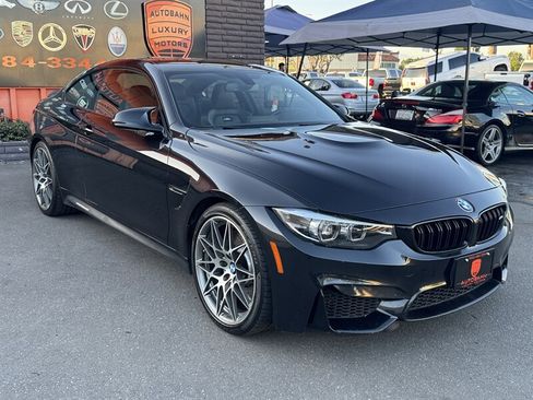 Used 2018 BMW M4 Coupe w/ Competition Package RWD image 22