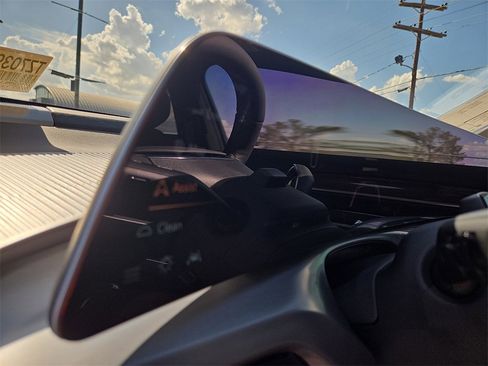 New 2026 Cadillac Vistiq Sport image 24