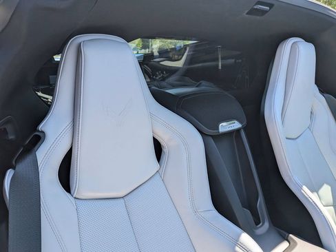 Used 2023 Chevrolet Corvette Stingray Coupe w/ Z51 Performance Package RWD image 18