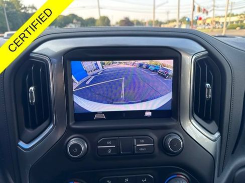 Used 2023 Chevrolet Silverado 2500 LT w/ Convenience Package AWD/4WD image 2