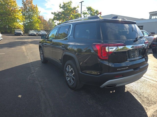 Used 2023 GMC Acadia SLT w/ Technology Package AWD/4WD image 5