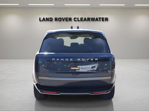 New 2026 Land Rover Range Rover SE image 4