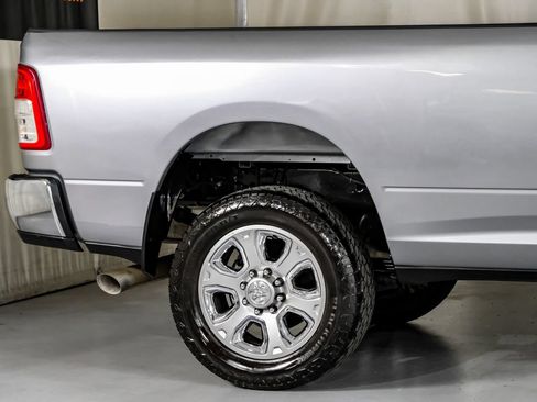 Used 2023 RAM 3500 Big Horn AWD/4WD image 6