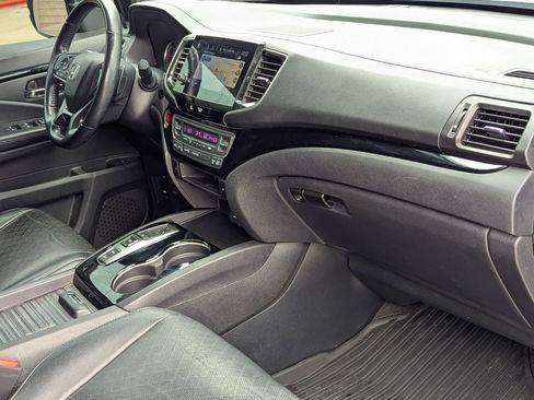 Used 2019 Honda Passport Touring image 28