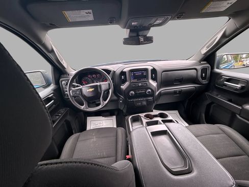 Used 2022 Chevrolet Silverado 1500 Custom AWD/4WD image 16