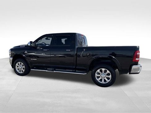 Used 2022 RAM 3500 Laramie AWD/4WD image 8