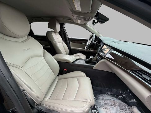 Used 2018 Cadillac CT6 Luxury AWD/4WD image 14