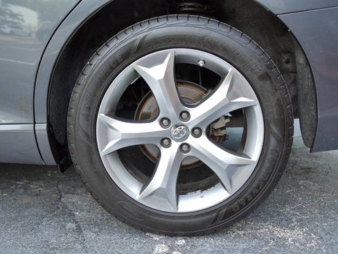 Used 2012 Toyota Venza Limited image 9