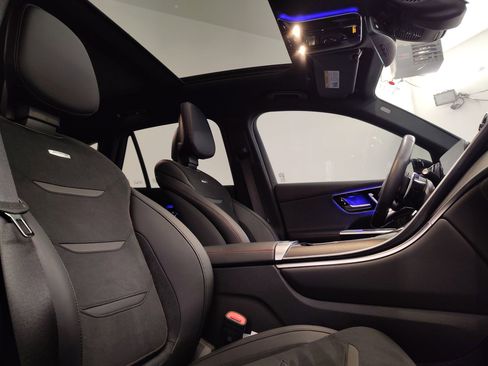 Certified 2024 Mercedes-Benz GLC 43 AMG 4MATIC image 31