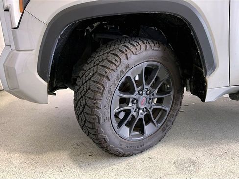 Used 2024 Toyota Tundra SR5 w/ SR5 Premium Package AWD/4WD image 19