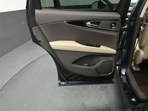 Certified 2023 Lincoln Nautilus Reserve w/ Equipment Group 201A image 23