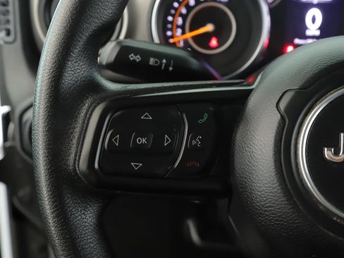 Certified 2020 Jeep Gladiator Sport image 8