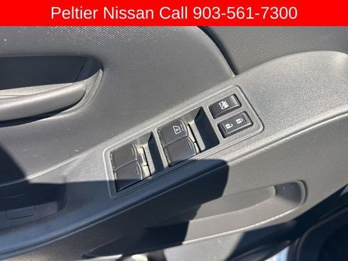 Used 2024 Nissan Frontier S w/ Technology Package RWD image 11