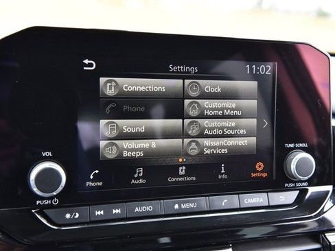 Certified 2025 Nissan Pathfinder SV w/ SV Premium Package image 14