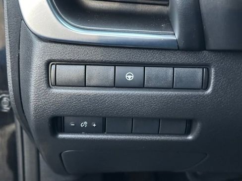 Certified 2021 Nissan Rogue SV image 22