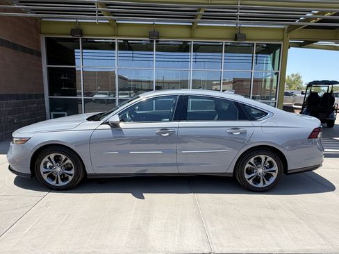 Used 2023 Honda Accord EX-L image 7