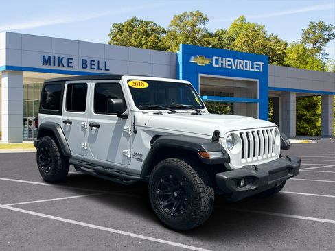 Used 2018 Jeep Wrangler Unlimited Sport AWD/4WD image 1