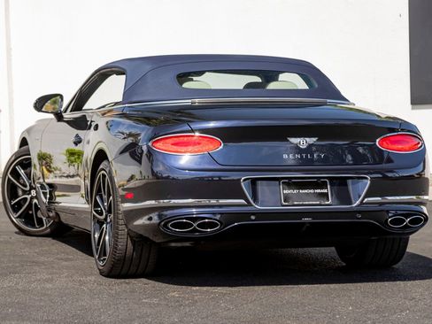 Used 2023 Bentley Continental GT Mulliner AWD/4WD image 3