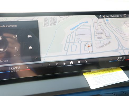 Certified 2025 BMW X3 xDrive30i w/ Premium Package image 22