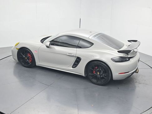 Used 2018 Porsche 718 Cayman S RWD image 41