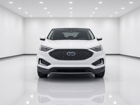 Used 2023 Ford Edge SEL AWD/4WD image 9