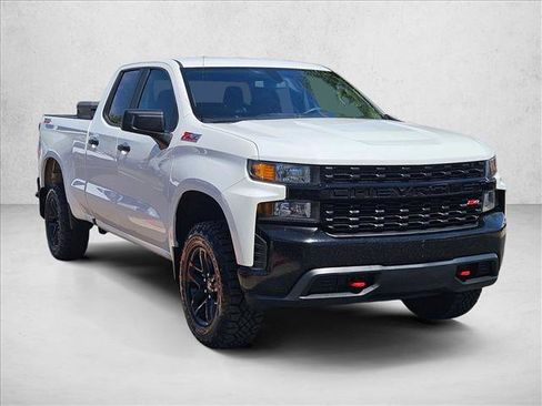 Used 2019 Chevrolet Silverado 1500 Custom Trail Boss w/ Custom Convenience Package AWD/4WD image 3