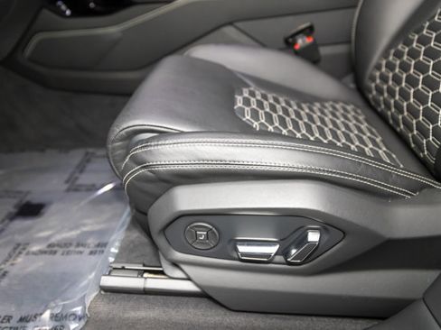 Used 2021 Lamborghini Urus image 52