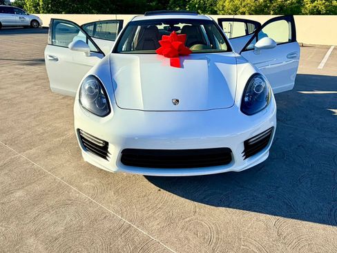 Used 2015 Porsche Panamera GTS AWD/4WD image 72