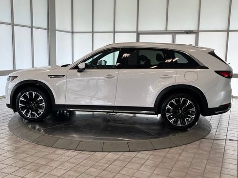 Certified 2024 MAZDA CX-90 Plug-In Hybrid w/ Premium Plus AWD/4WD image 5