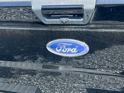 Used 2016 Ford F150 XLT w/ Equipment Group 302A Luxury AWD/4WD image 9