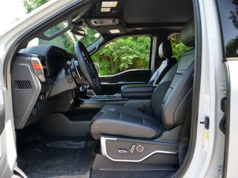 Used 2026 Ford F150 Raptor AWD/4WD image 32