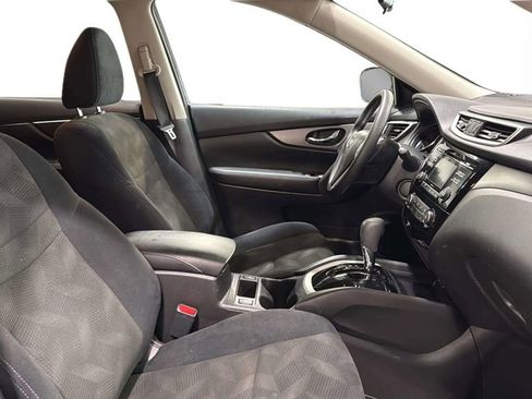 Used 2015 Nissan Rogue SV AWD/4WD image 10