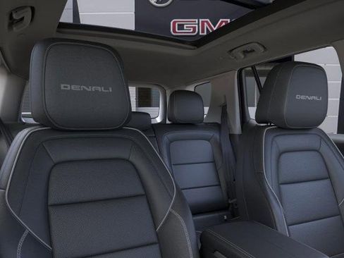 New 2026 GMC Terrain Denali w/ LPO, Floor Liner Package image 24