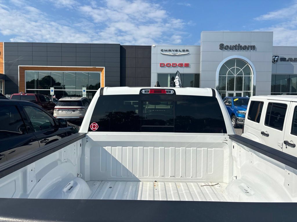 Used 2019 RAM 1500 Big Horn RWD image 8