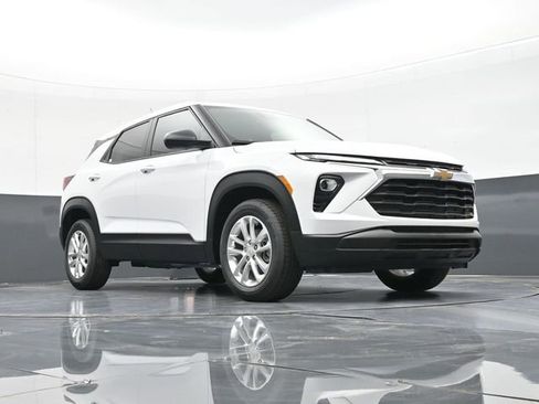 New 2026 Chevrolet TrailBlazer LS w/ LS Convenience Package FWD image 48