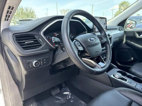 Used 2022 Ford Escape SEL image 24