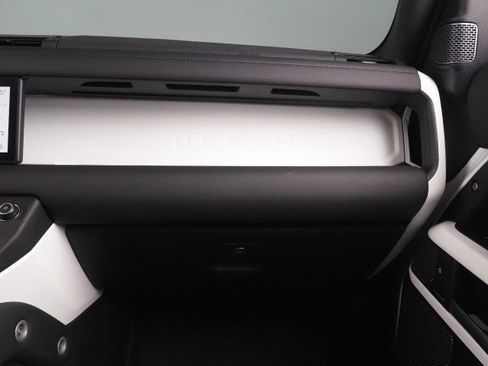 Used 2024 Land Rover Defender 110 S AWD/4WD image 48