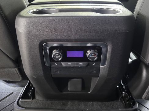 New 2026 Chevrolet Suburban LT w/ Comfort Package image 17