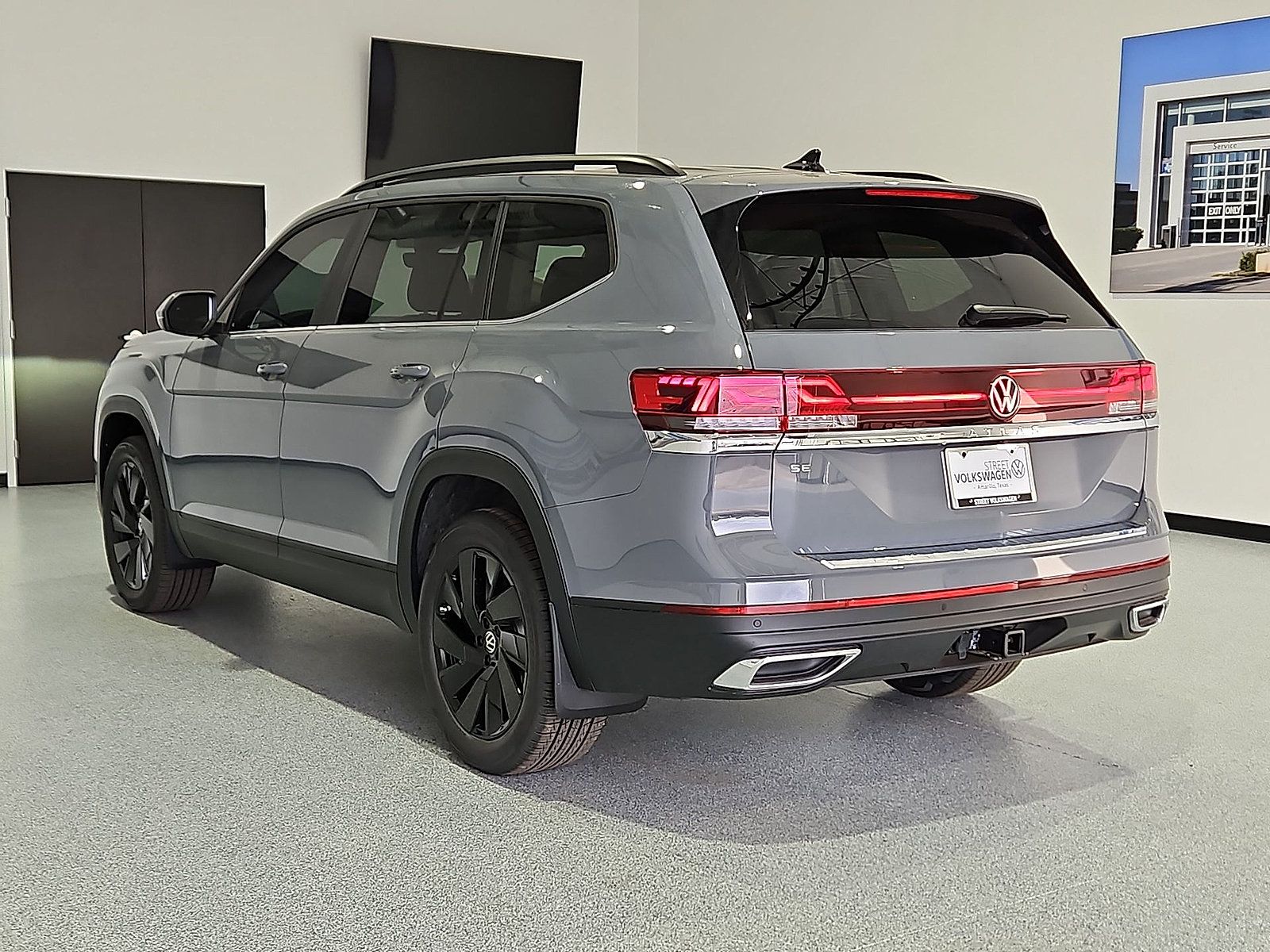New 2026 Volkswagen Atlas SE FWD image 7