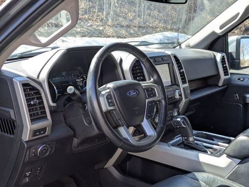 Used 2020 Ford F150 Lariat w/ Equipment Group 502A Luxury image 14