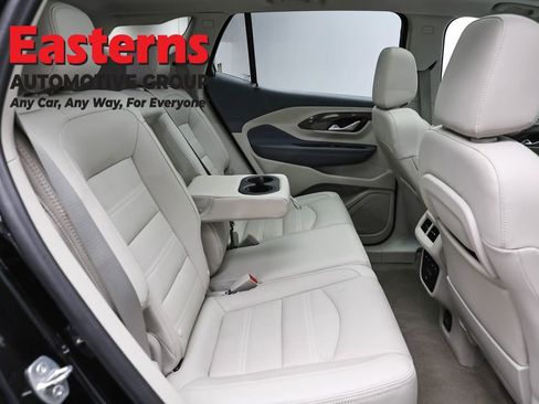 Used 2022 GMC Terrain Denali w/ Denali Premium Package AWD/4WD image 28