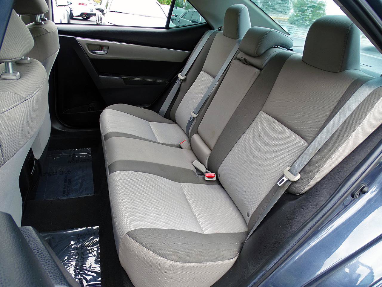 Used 2019 Toyota Corolla LE FWD image 22