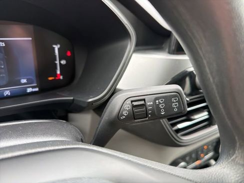 Certified 2025 Ford Escape Active image 37