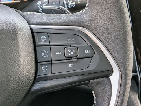 New 2026 Jeep Grand Cherokee Laredo X AWD/4WD image 23