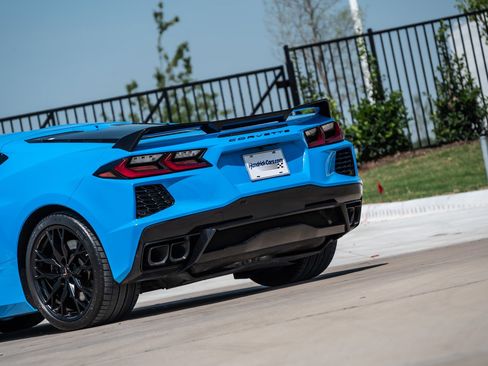 Used 2023 Chevrolet Corvette Stingray Premium Cpe w/ Z51 Performance Package RWD image 36