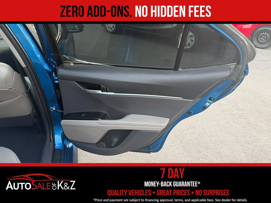 Used 2018 Toyota Camry SE FWD image 22