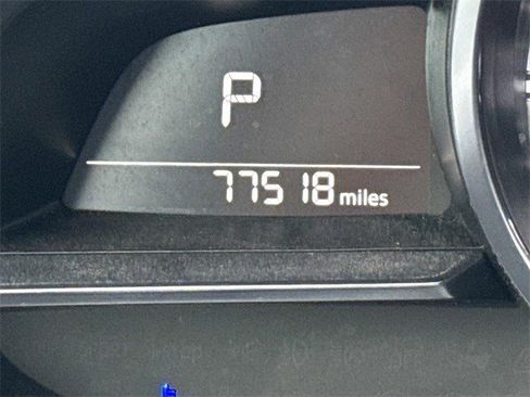 Used 2018 MAZDA MAZDA3 Grand Touring image 27
