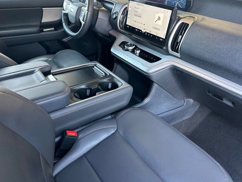 Certified 2025 Ford Expedition Max Active AWD/4WD image 16